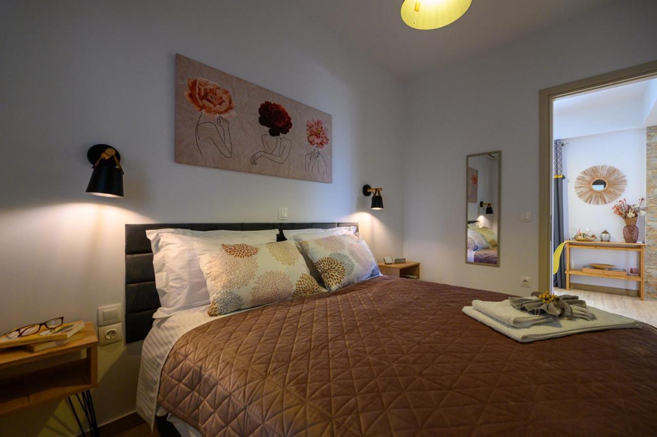 Chic Apartment In Nature, 5-Min Walk To The Beach Kalamata Ngoại thất bức ảnh